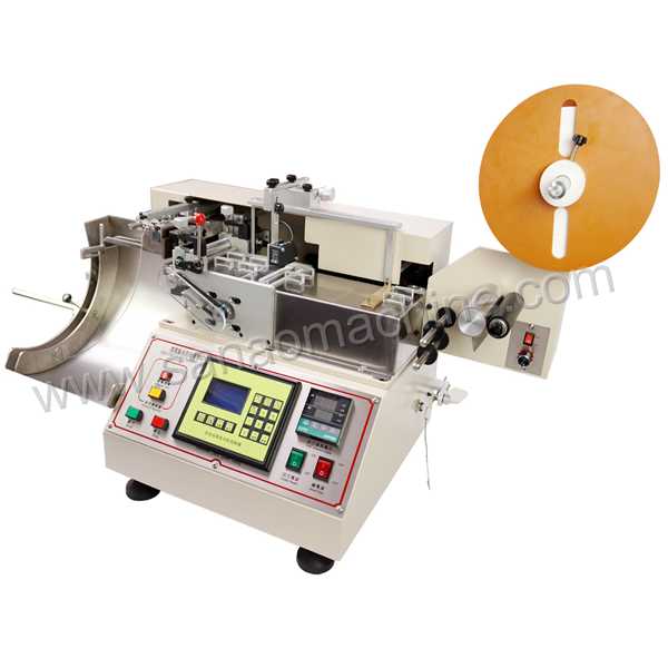 Automatic adhesive trademark cut machine with stack function